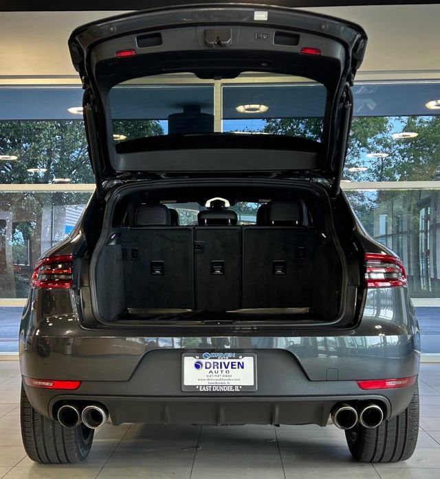 Used 2018 Porsche Macan S AWD/4WD image 28