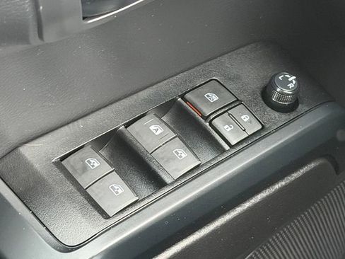 Certified 2023 Toyota Tacoma SR image 33