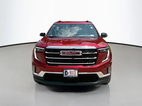 Used 2026 GMC Acadia Elevation w/ Elevation Premium Package FWD image 2