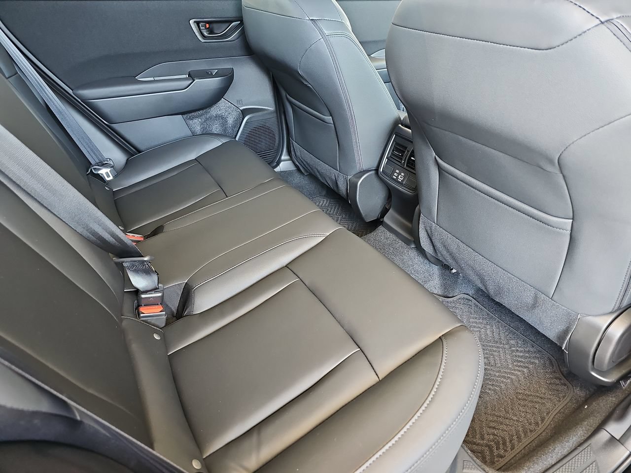 New 2026 Subaru Outback Premium AWD/4WD image 11