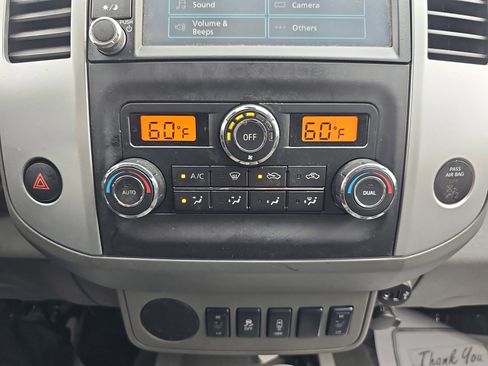 Used 2020 Nissan Frontier SV w/ Midnight Edition Floor Mats RWD image 26