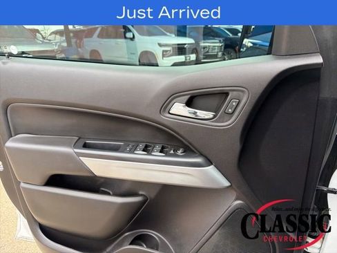 Used 2018 Chevrolet Colorado LT w/ Redline Special Edition image 20