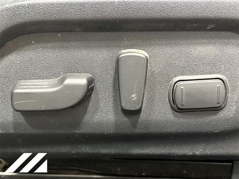 Used 2019 Subaru Outback 2.5i Limited w/ Popular Package #2 image 22