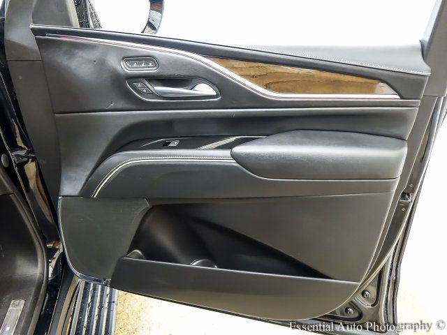Certified 2023 Cadillac Escalade Sport Platinum w/ LPO, ONYX Package AWD/4WD image 29