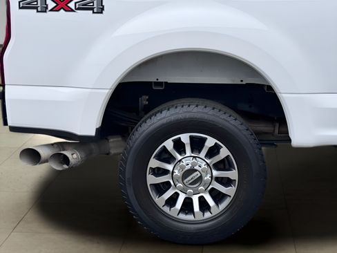 Used 2021 Ford F250 Lariat w/ Lariat Value Package AWD/4WD image 44