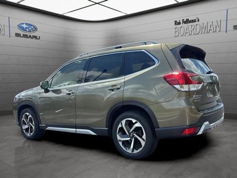 Used 2023 Subaru Forester Touring AWD/4WD image 8