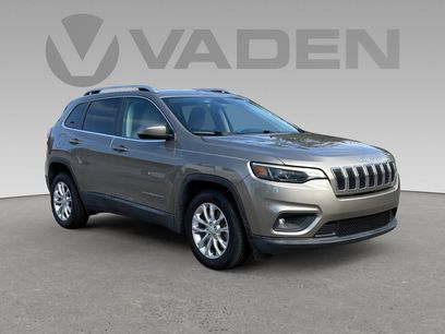 Used 2019 Jeep Cherokee Latitude w/ Popular Appearance Group