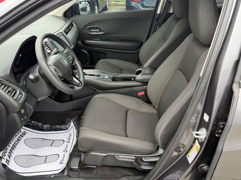 Used 2022 Honda HR-V EX image 8