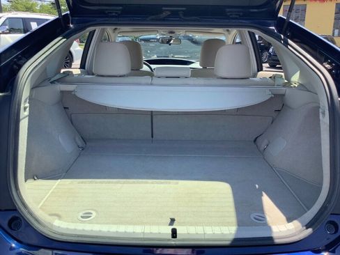 Used 2014 Toyota Prius Three w/ Solar Roof Package FWD image 13