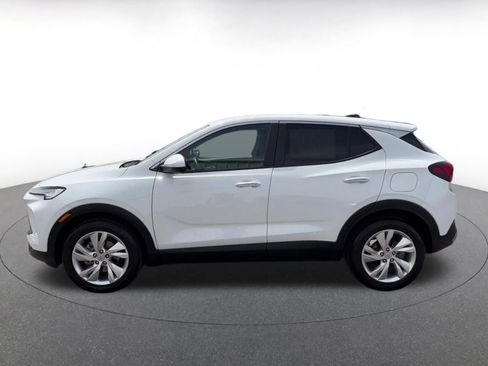 Used 2025 Buick Encore GX Preferred FWD image 9