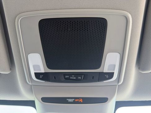 Used 2023 Honda HR-V LX image 19