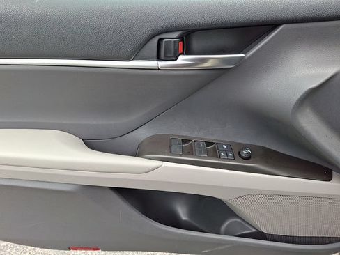 Certified 2022 Toyota Camry LE FWD image 12