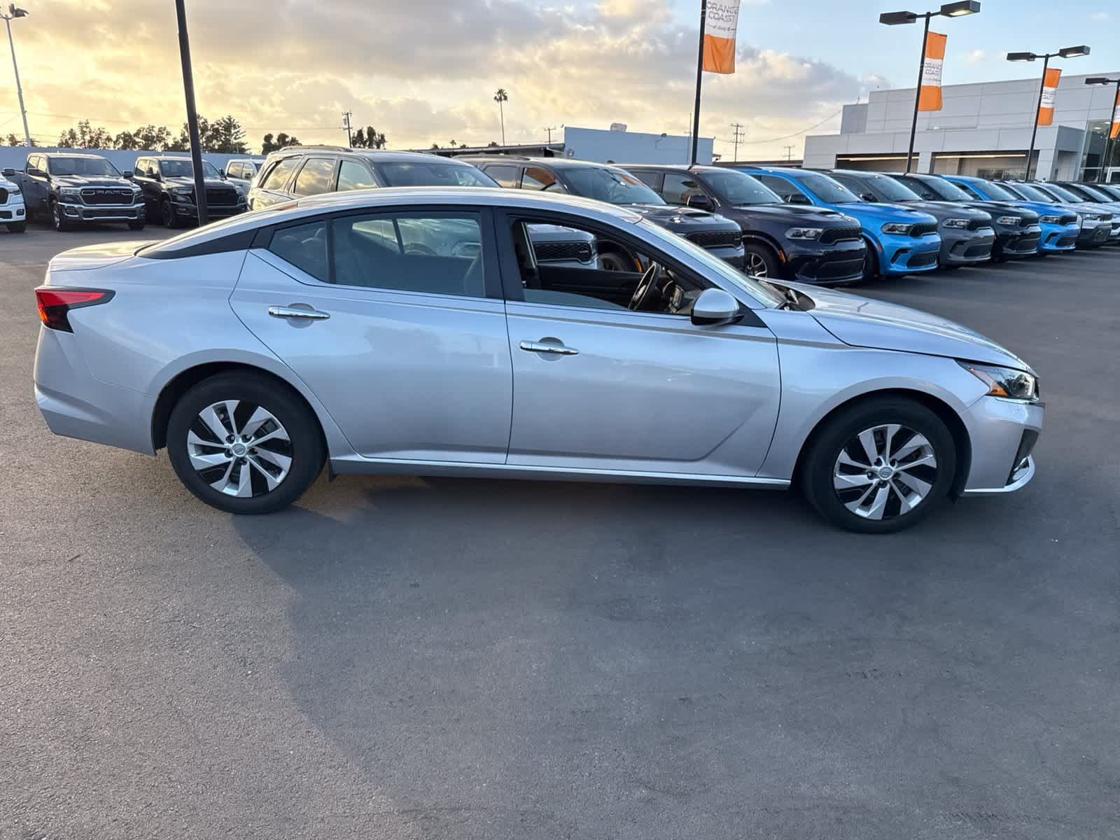 Used 2023 Nissan Altima 2.5 S FWD image 10