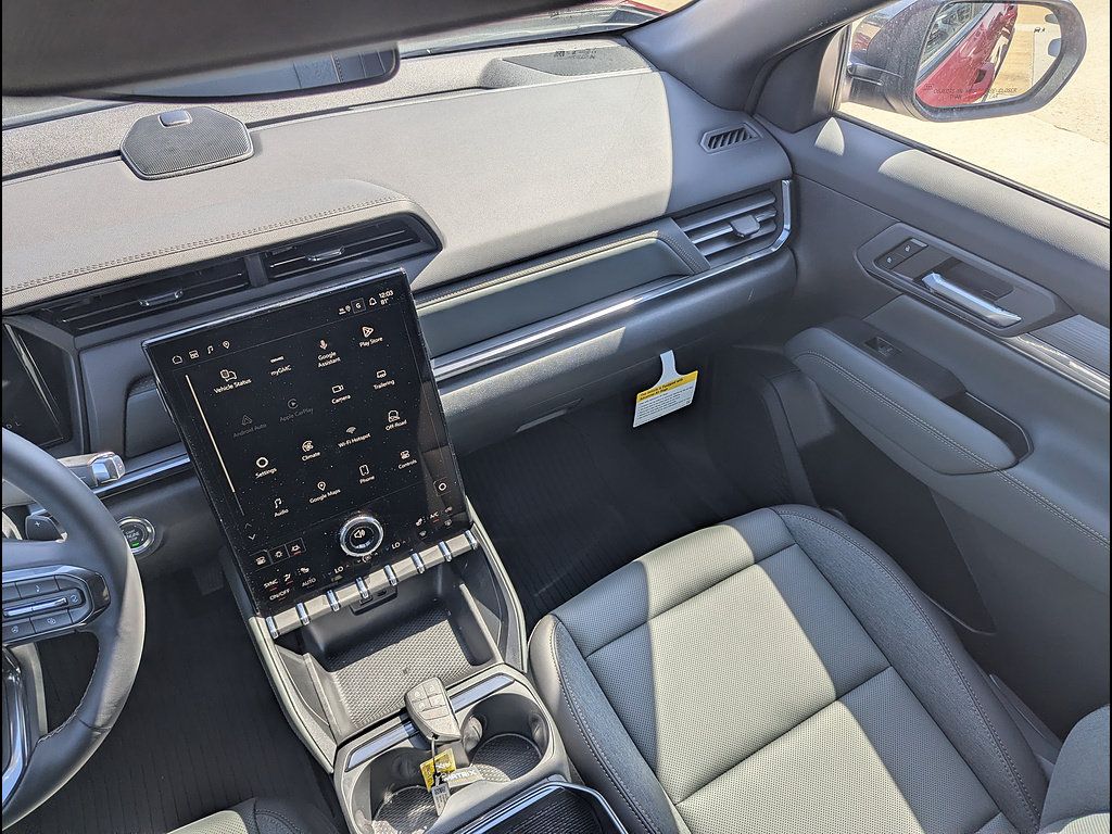 New 2027 GMC Terrain AT4 w/ LPO, Floor Liner Package AWD/4WD image 18