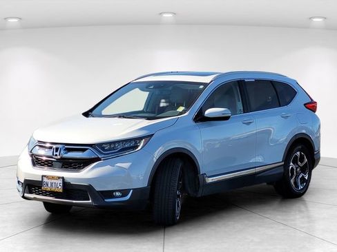 Used 2019 Honda CR-V Touring image 2