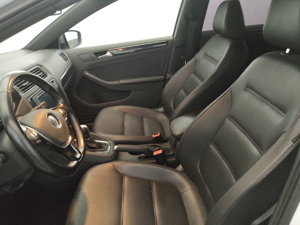 Used 2018 Volkswagen Jetta Sport FWD image 17