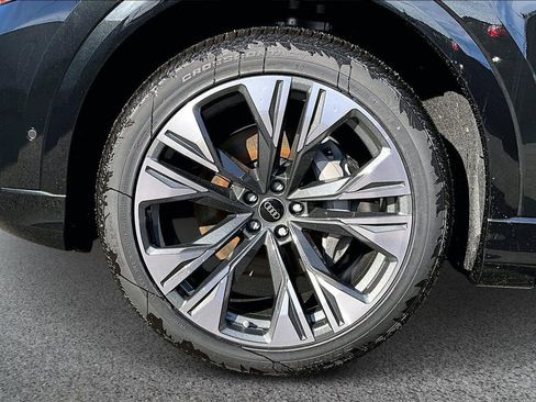 New 2026 Audi Q8 Premium Plus image 13