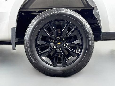 Used 2021 Chevrolet Silverado 1500 Custom AWD/4WD image 33