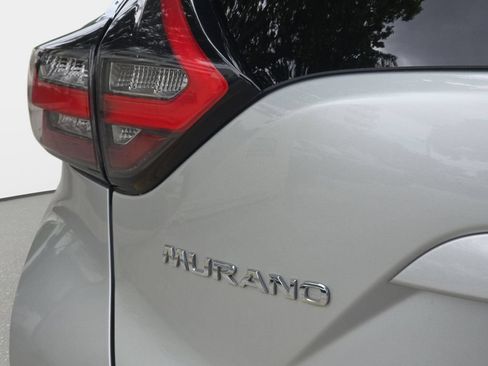 Used 2023 Nissan Murano SV FWD image 27