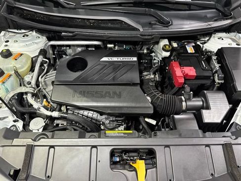 Used 2023 Nissan Rogue Platinum AWD/4WD image 9