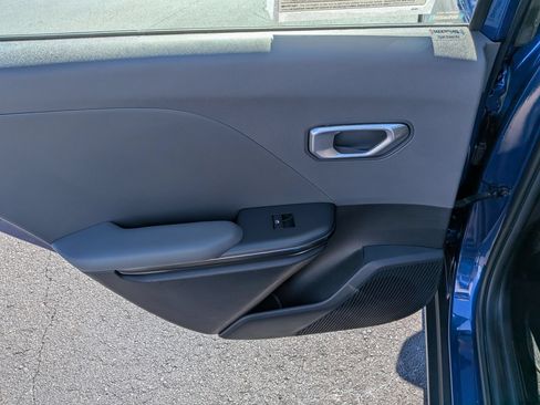 Used 2025 Kia K4 FWD image 26