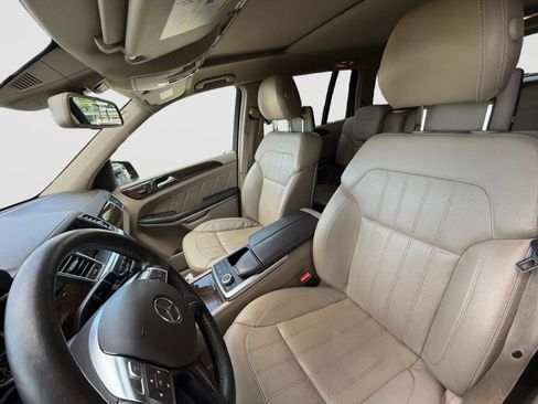 Used 2013 Mercedes-Benz GL 450 4MATIC image 11