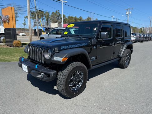 Used 2023 Jeep Wrangler Unlimited Rubicon 4xe w/ Steel Bumper Group AWD/4WD image 3