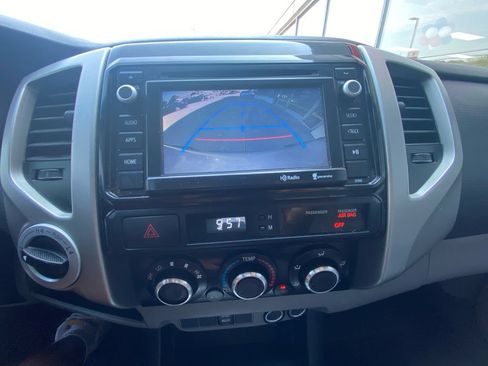 Used 2014 Toyota Tacoma 4x4 Double Cab w/ TRD Sport Package image 22