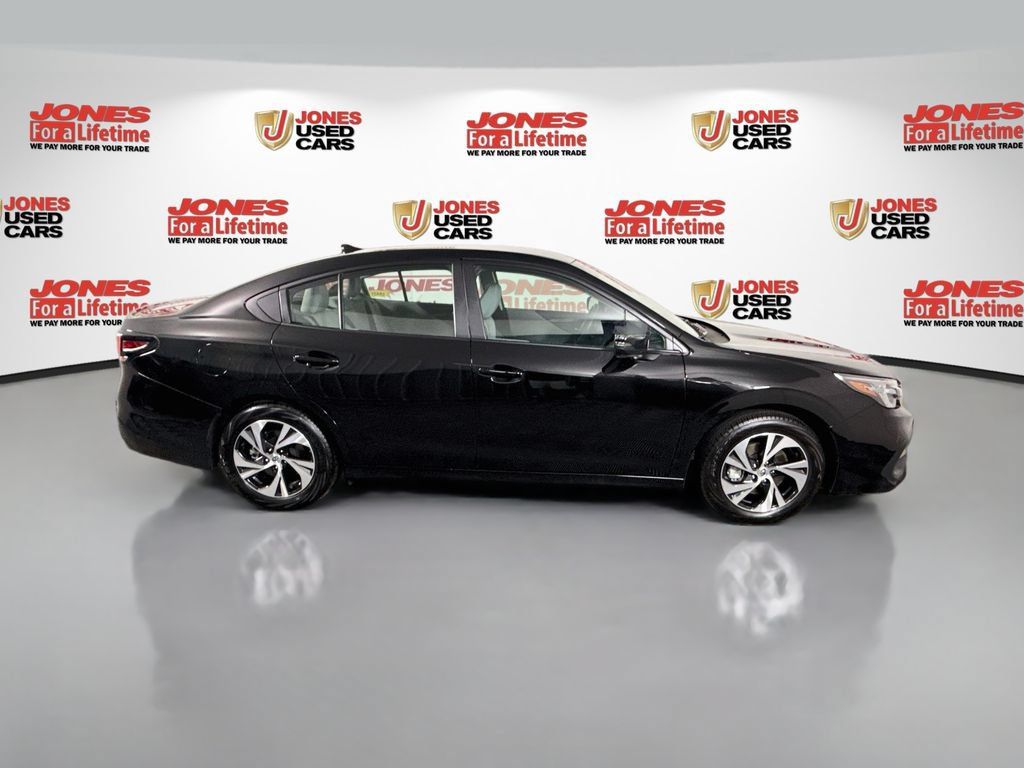 Used 2025 Subaru Legacy Premium AWD/4WD image 17