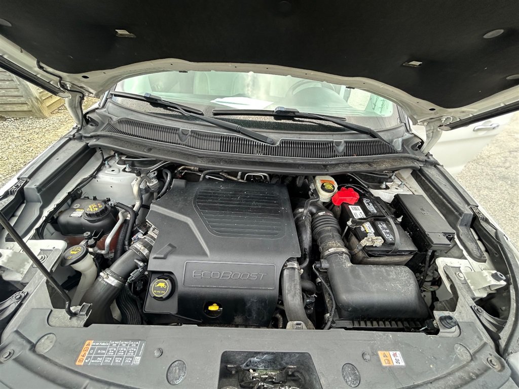 Used 2017 Ford Explorer Platinum AWD/4WD image 39
