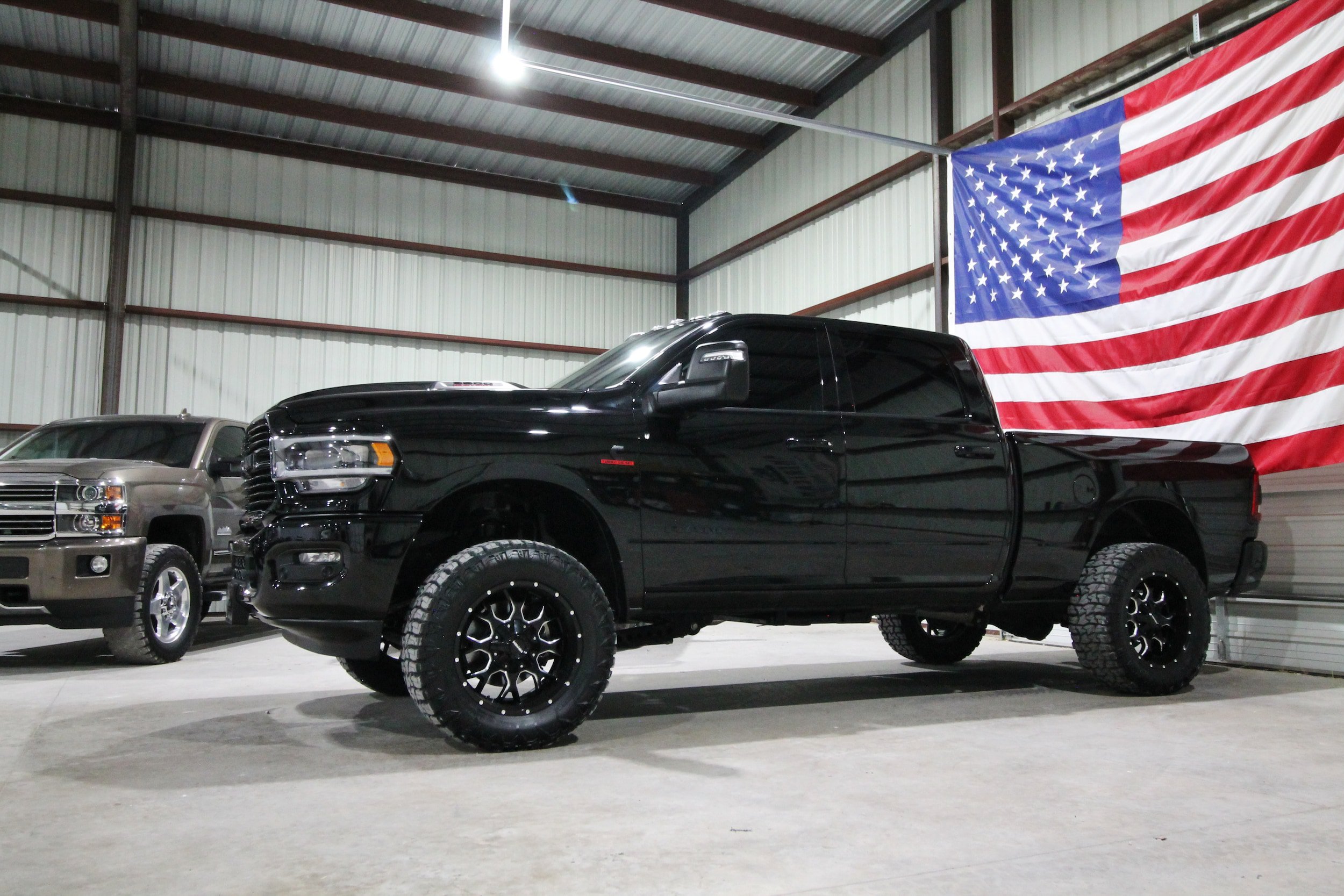 Used 2024 RAM 3500 Laramie w/ Night Edition AWD/4WD image 4