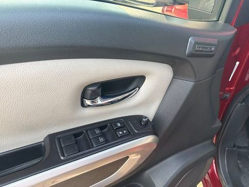 Used 2021 Nissan Titan SL w/ Moonroof Package AWD/4WD image 13