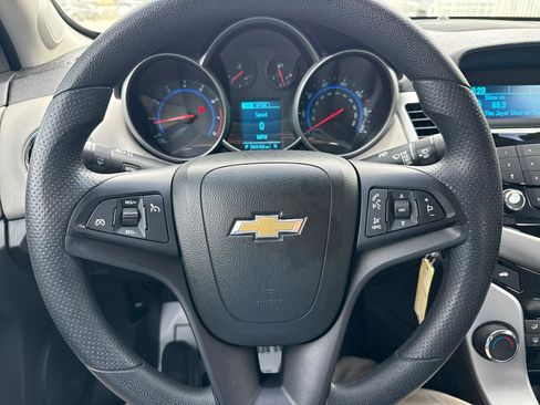 Used 2016 Chevrolet Cruze LT FWD image 31