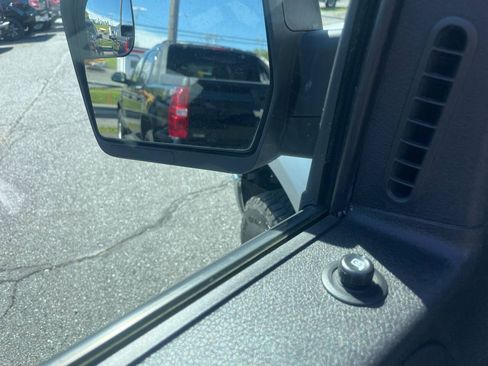 Used 2012 Ford F150 XLT AWD/4WD image 14