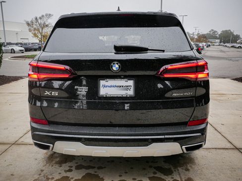 Used 2021 BMW X5 sDrive40i image 9