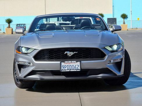 Used 2020 Ford Mustang Premium image 5
