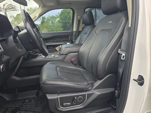 Used 2018 Ford Expedition Max Platinum image 15