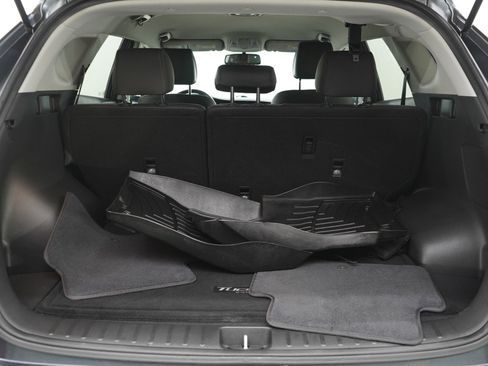 Used 2017 Hyundai Tucson SE Plus AWD/4WD image 9