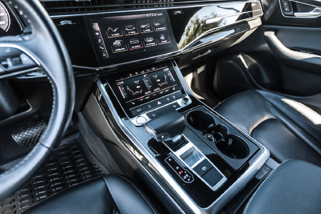 Used 2019 Audi Q8 Premium w/ Convenience Package AWD/4WD image 51