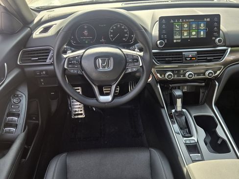 Used 2020 Honda Accord Sport image 12