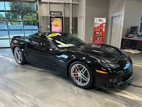 Used 2008 Chevrolet Corvette Z06 w/ Preferred Equipment Group RWD image 19