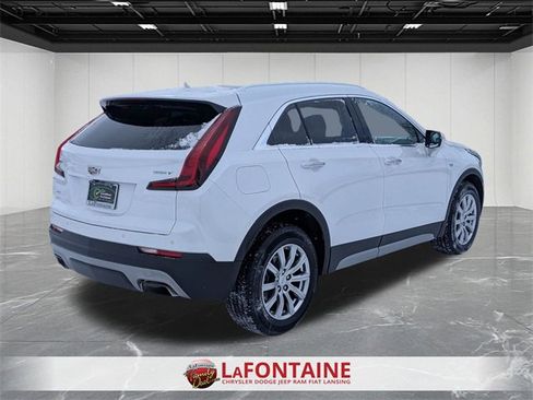 Used 2022 Cadillac XT4 Premium Luxury w/ Cold Weather Package image 5