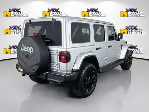 Used 2024 Jeep Wrangler Sahara w/ Technology Group image 5