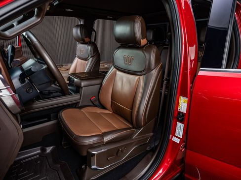 Used 2024 Ford F250 King Ranch w/ Chrome Package image 29