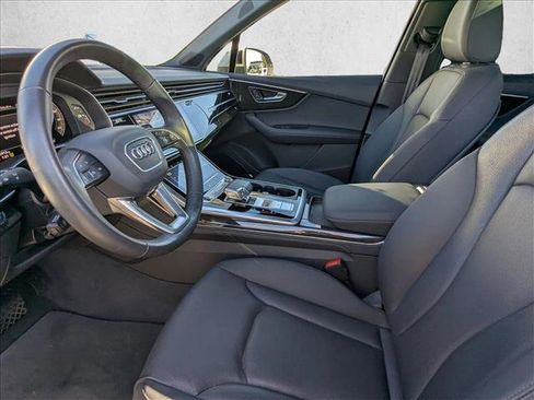Used 2023 Audi Q7 3.0T Prestige image 18
