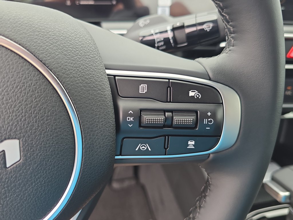New 2026 Kia K5 GT-Line FWD image 30