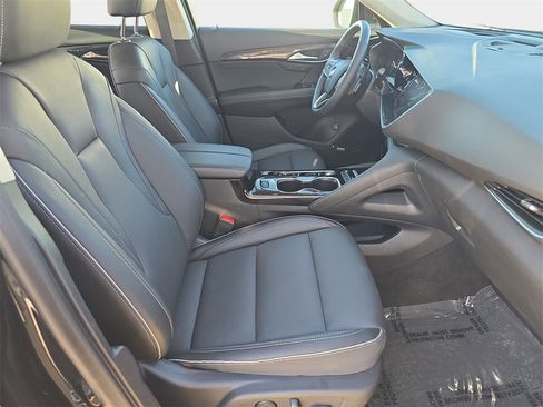 Used 2021 Buick Envision Essence w/ Technology Package I image 12