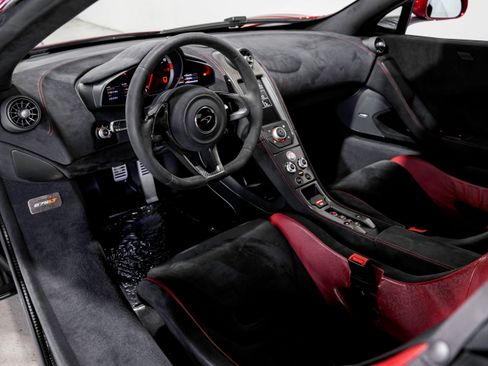 Used 2016 McLaren 675LT Coupe image 10