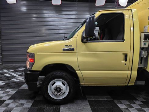 Used 2022 Ford E-450 and Econoline 450 Super Duty RWD image 41