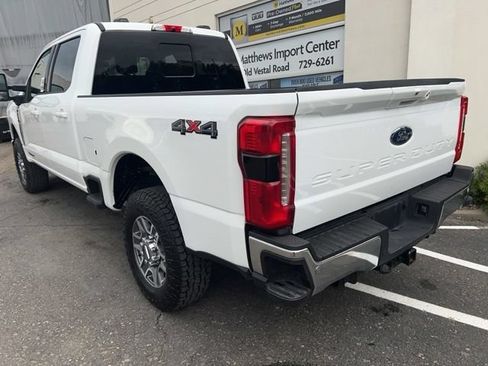 Used 2024 Ford F250 Lariat AWD/4WD image 3